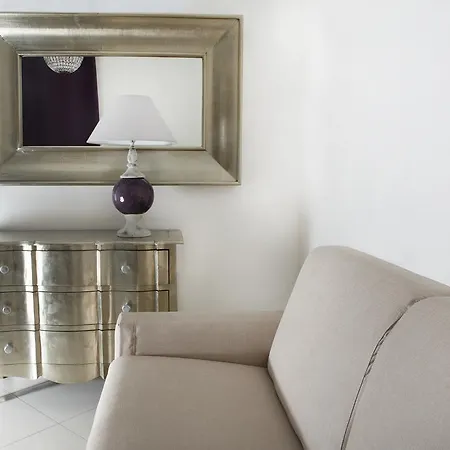 The Divine Bed and Breakfast Βερμπάνια