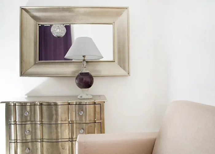 The Divine Alojamento de Acomodação e Pequeno-almoço 4*