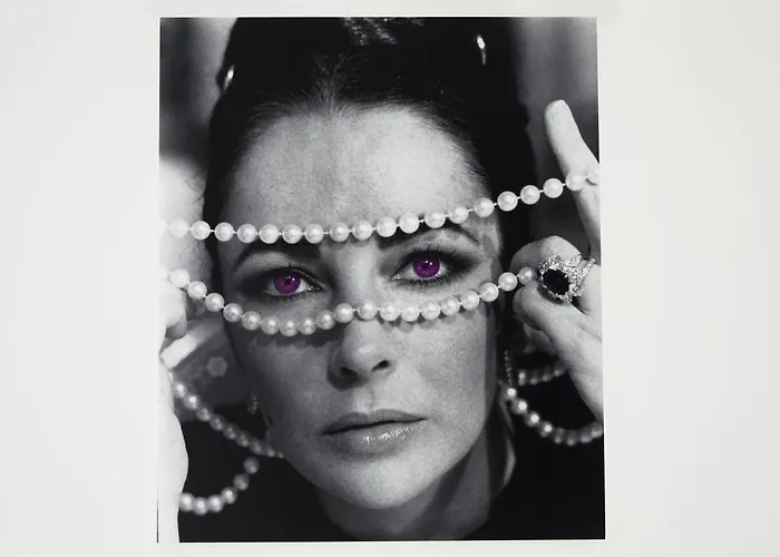 Alojamento de Acomodação e Pequeno-almoço The Divine 4*